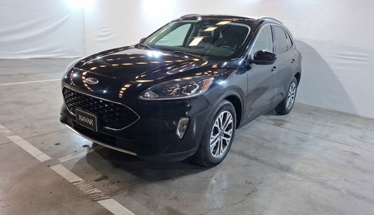 Ford • Escape