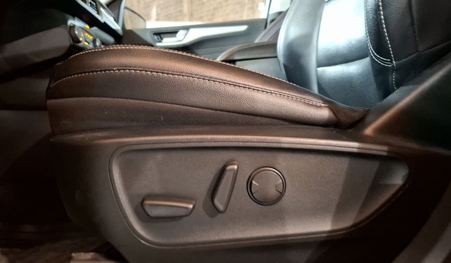 Ford Escape 2.5 HEV SEL LIMITED CVT Suv 2022