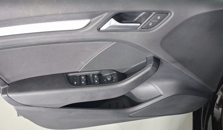 Audi A3 1.4 TFSI AMBIENTE S TRONIC Sedan 2016