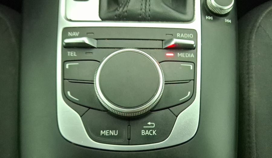 Audi A3 1.4 TFSI AMBIENTE S TRONIC Sedan 2016