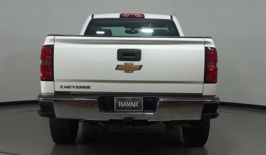 Chevrolet Cheyenne 5.3 2500 CHEYENNE CAB REG N V8 AT Pickup 2014