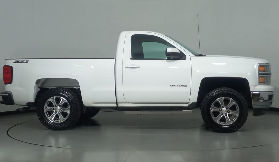 Chevrolet Cheyenne 5.3 2500 CHEYENNE CAB REG N V8 AT Pickup 2014