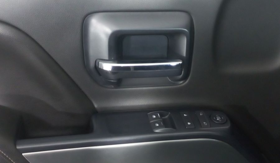 Chevrolet Cheyenne 5.3 2500 CHEYENNE CAB REG N V8 AT Pickup 2014