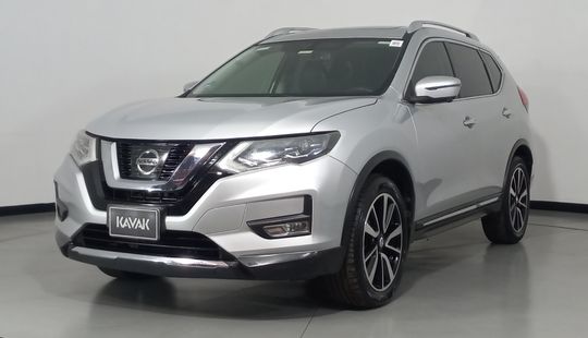 Nissan • X-Trail