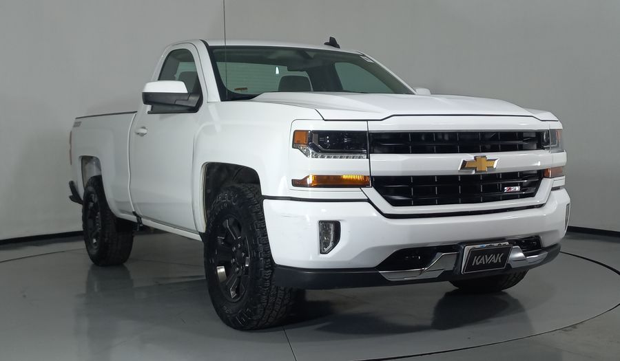 Chevrolet Cheyenne 5.3 2500 CHEYENNE CAB REG H AT 4WD Pickup 2016
