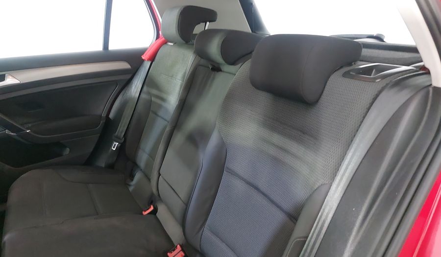 Volkswagen Golf 1.4 TRENDLINE MT Hatchback 2016
