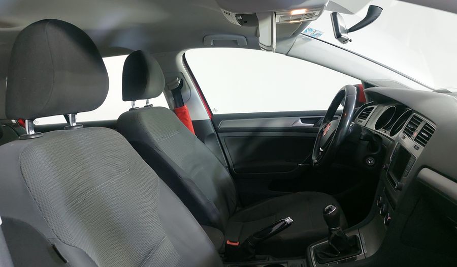 Volkswagen Golf 1.4 TRENDLINE MT Hatchback 2016