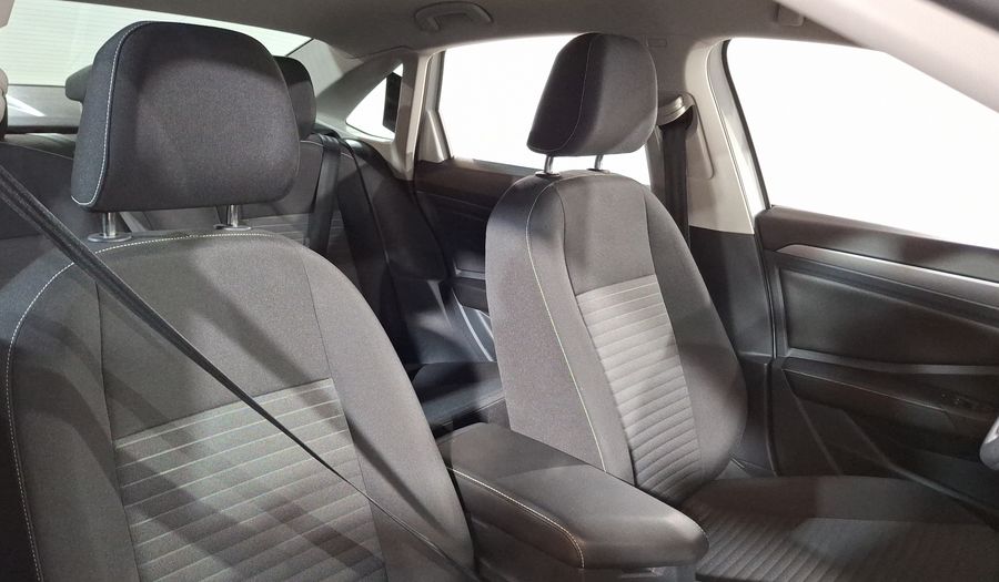 Volkswagen Jetta 1.4 COMFORTLINE AUTO Sedan 2023