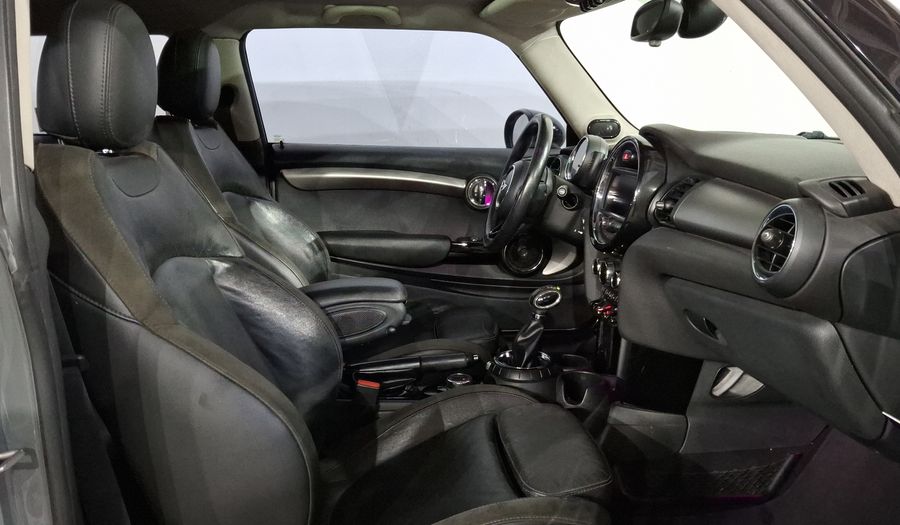 Mini Cooper 1.5 COOPER PEPPER AT Hatchback 2017