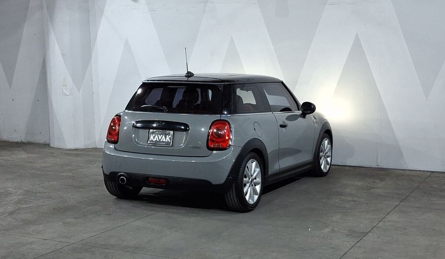 Mini Cooper 1.5 COOPER PEPPER AT Hatchback 2017