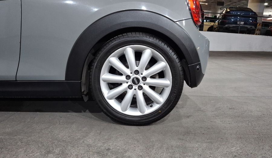 Mini Cooper 1.5 COOPER PEPPER AT Hatchback 2017