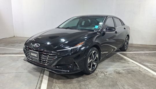 Hyundai • Elantra