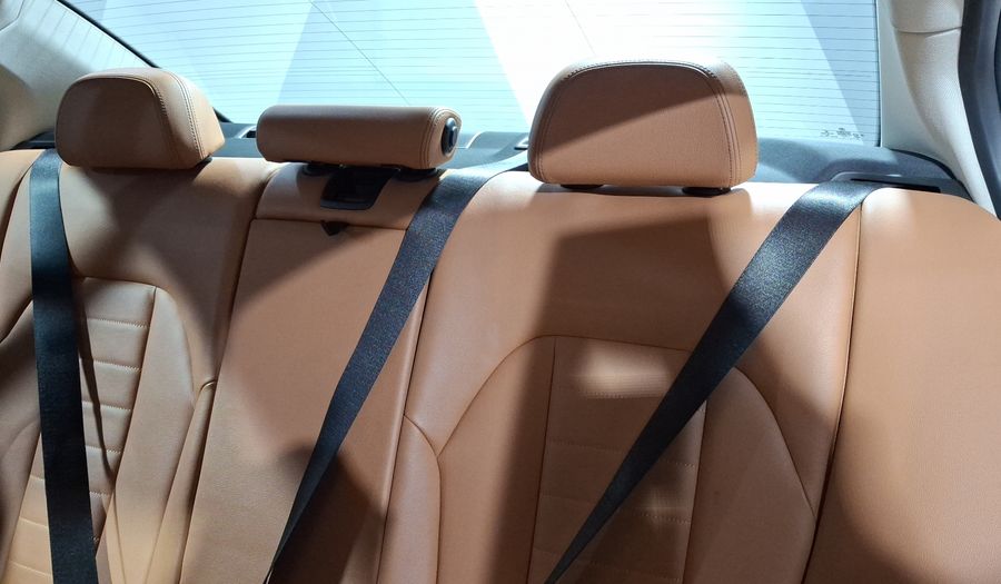 Bmw Serie 3 2.0 330I AUTO Sedan 2021