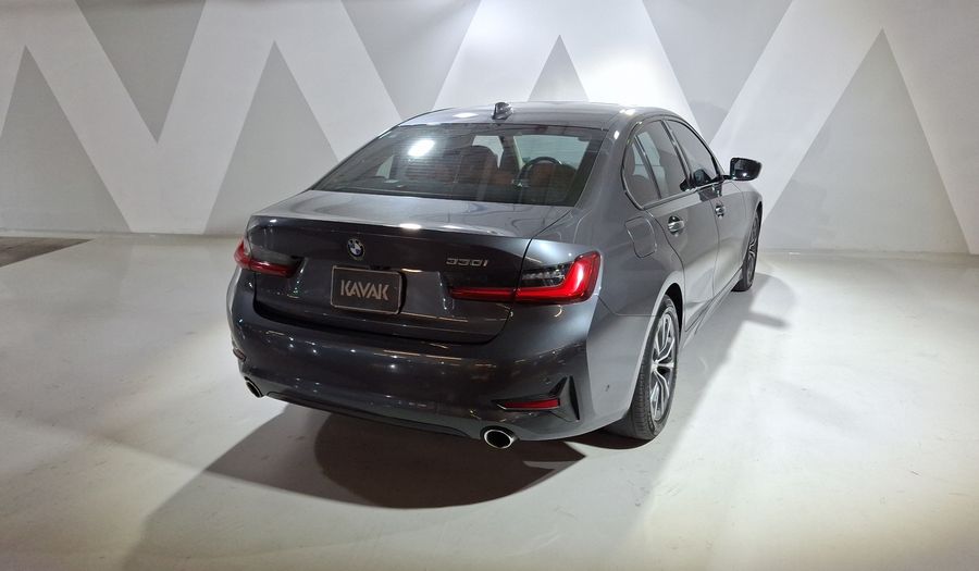 Bmw Serie 3 2.0 330I AUTO Sedan 2021