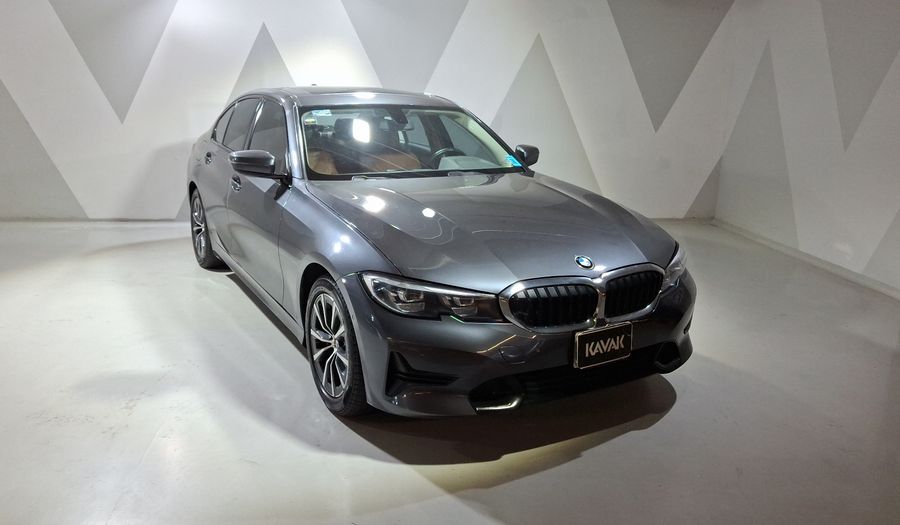 Bmw Serie 3 2.0 330I AUTO Sedan 2021