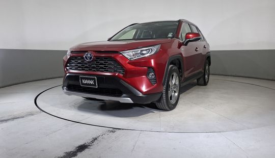 Toyota • RAV4