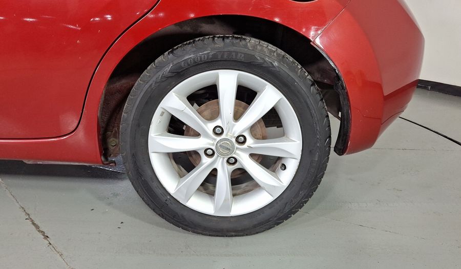 Nissan Note 1.6 ADVANCE CVT Hatchback 2014