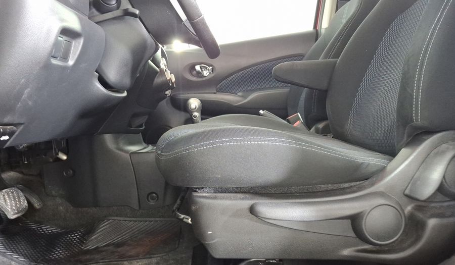 Nissan Note 1.6 ADVANCE CVT Hatchback 2014