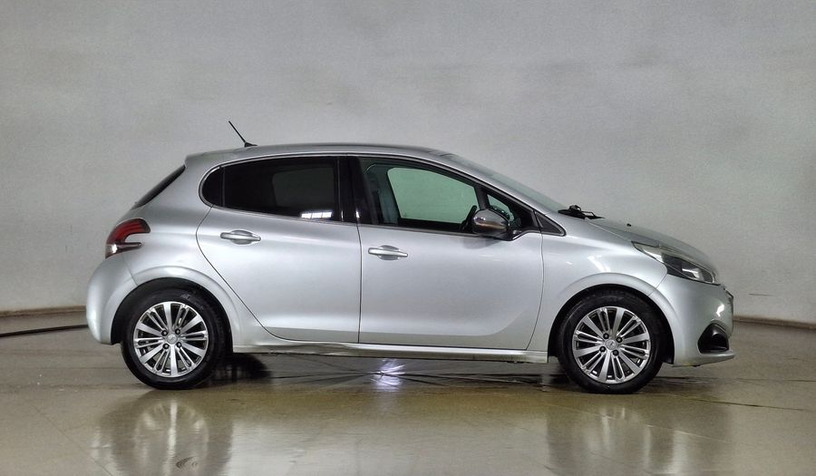 Peugeot 208 1.6 HDI 92 HP ALLURE PACK Hatchback 2017