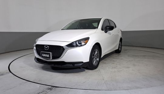 Mazda • Mazda 2