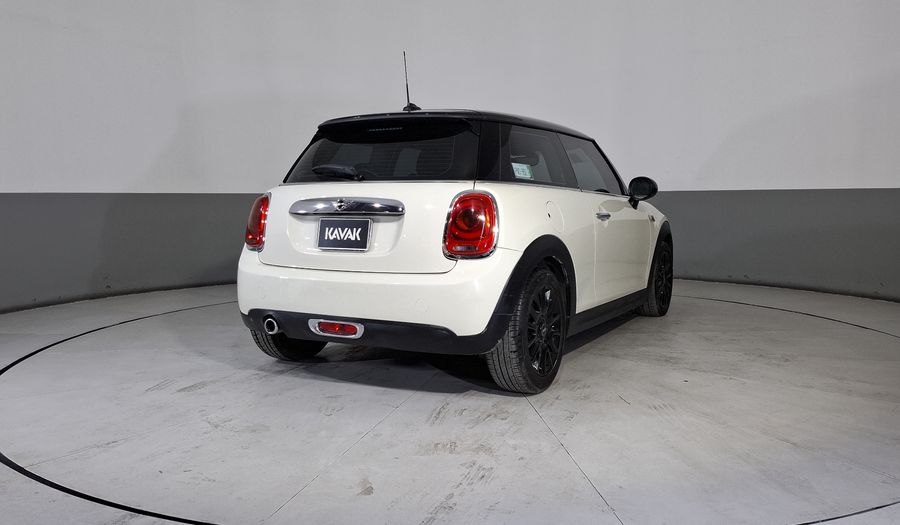 Mini Cooper 1.5 COOPER CHILI AT Hatchback 2016