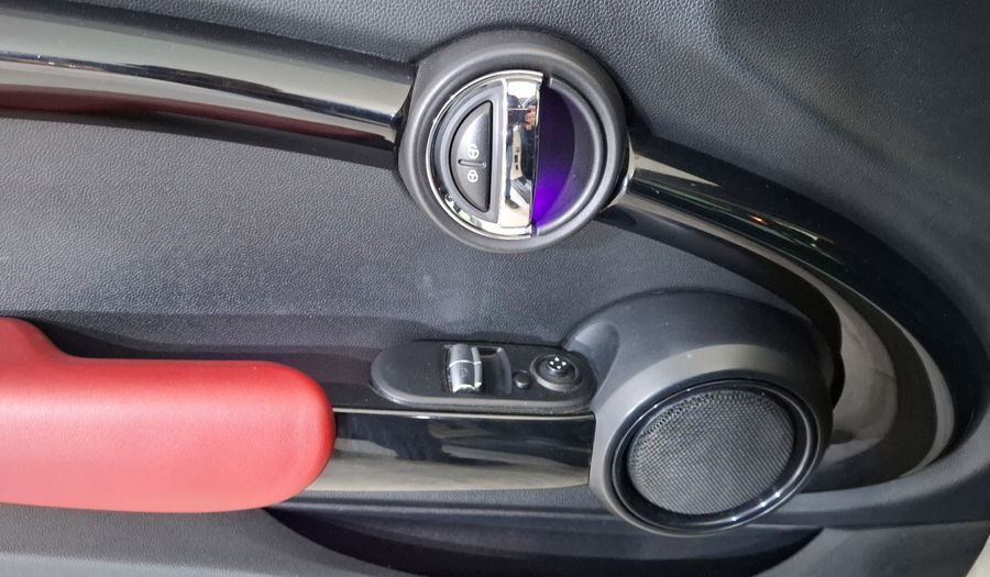 Mini Cooper 1.5 COOPER CHILI AT Hatchback 2016