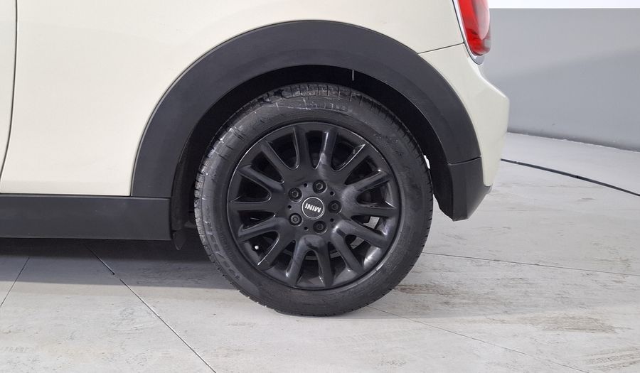 Mini Cooper 1.5 COOPER CHILI AT Hatchback 2016