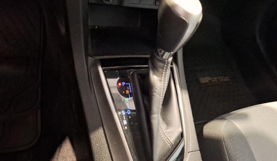 Toyota Corolla 1.8 GL CVT Sedan 2015