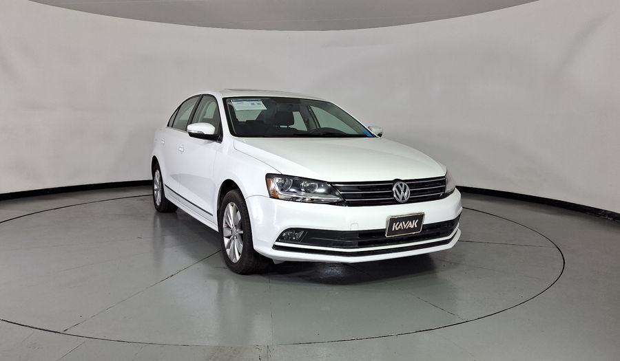 Volkswagen Jetta 2.5 COMFORTLINE TIP. BOLSAS AIRE DEL. Sedan 2018