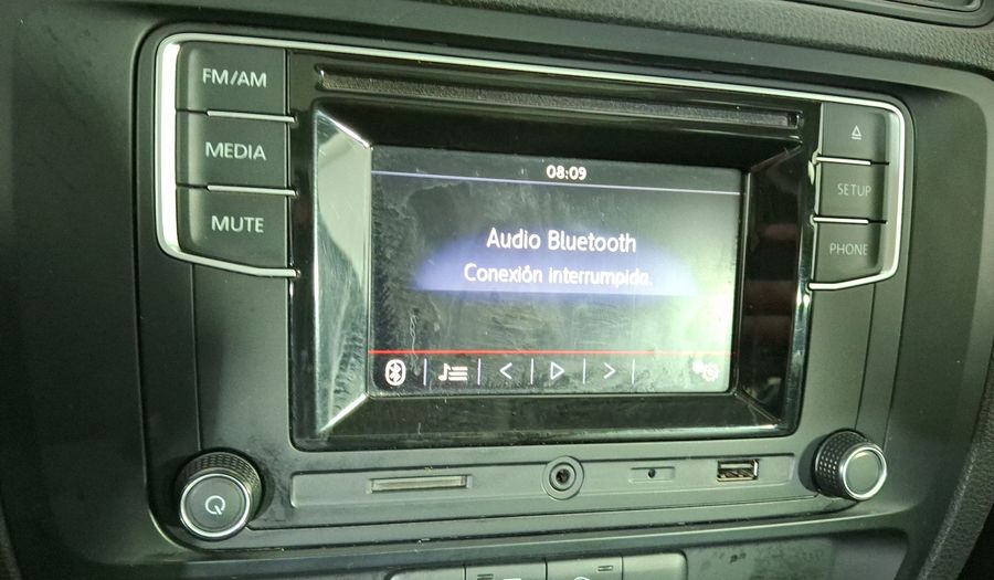 Volkswagen Jetta 2.5 COMFORTLINE TIP. BOLSAS AIRE DEL. Sedan 2018