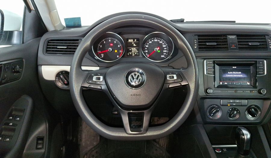 Volkswagen Jetta 2.5 COMFORTLINE TIP. BOLSAS AIRE DEL. Sedan 2018