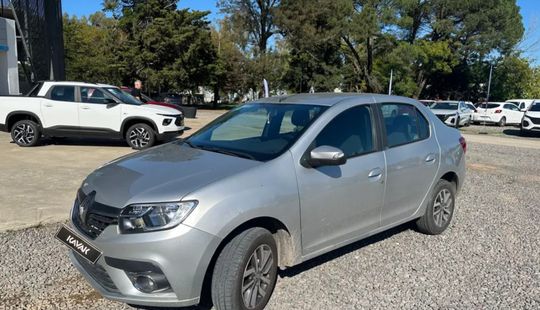 Renault • Logan