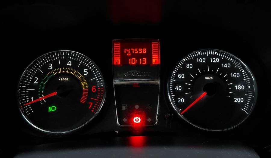 Renault Clio 1.1 CONFORT PLUS Hatchback 2014