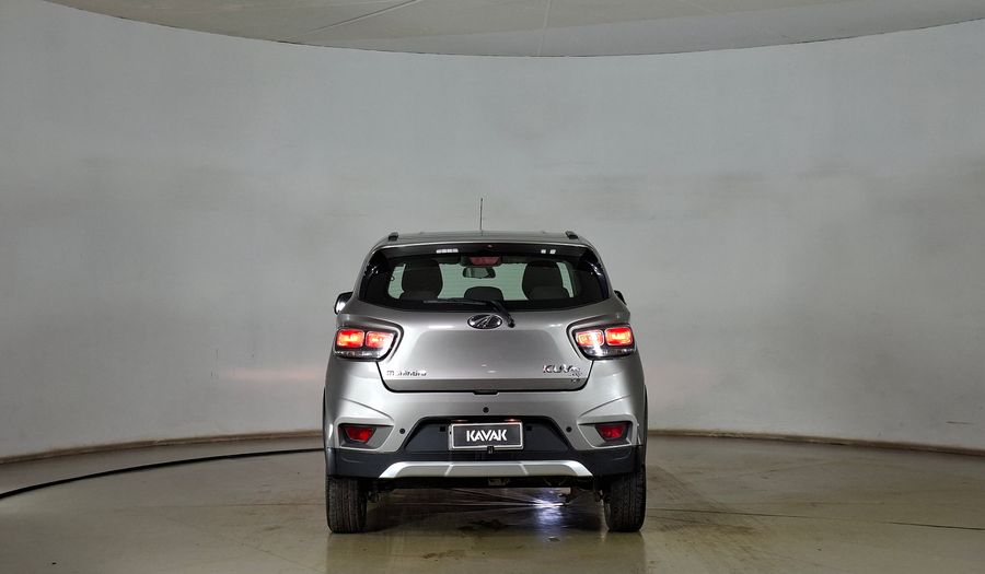 Mahindra Kuv 100 1.2 DELUXE Suv 2020