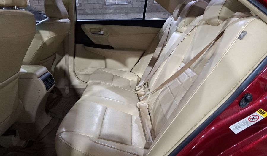 Toyota Camry 2.5 XLE NAVI L4 AT Sedan 2017