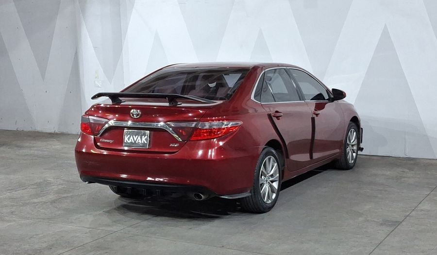 Toyota Camry 2.5 XLE NAVI L4 AT Sedan 2017