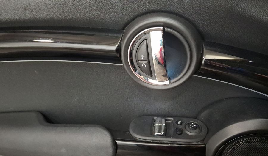 Mini Cooper 1.5 COOPER CLASSIC DCT Hatchback 2023
