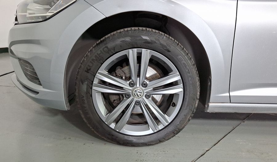 Volkswagen Jetta 1.4 TRENDLINE AUTO Sedan 2020