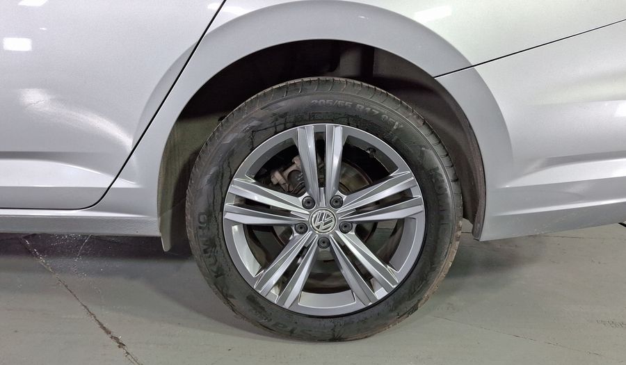 Volkswagen Jetta 1.4 TRENDLINE AUTO Sedan 2020
