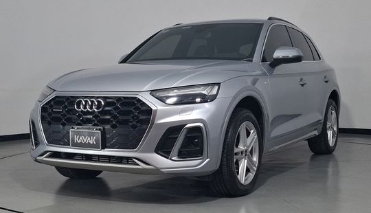 Audi • Q5