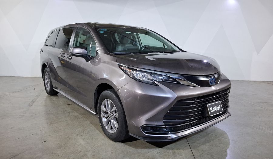 Toyota Sienna 2.5 HEV LE AUTO Minivan 2022