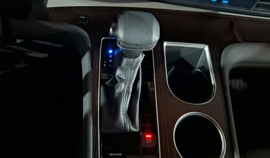 Toyota Sienna 2.5 HEV LE AUTO Minivan 2022
