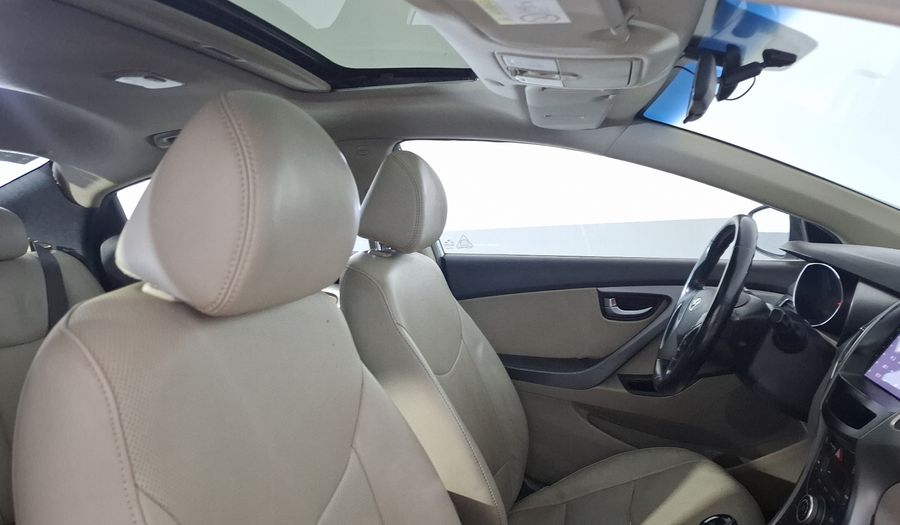 Hyundai Elantra 1.8 LIMITED TECH NAVI AT Sedan 2016