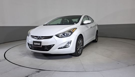 Hyundai • Elantra