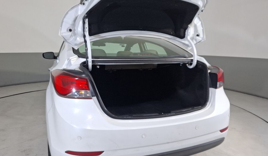 Hyundai Elantra 1.8 LIMITED TECH NAVI AT Sedan 2016