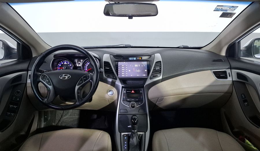 Hyundai Elantra 1.8 LIMITED TECH NAVI AT Sedan 2016