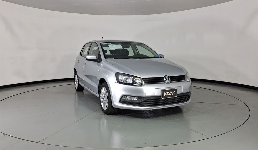 Volkswagen Polo 1.6 MT Hatchback 2015