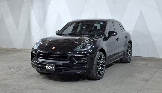 Porsche • Macan