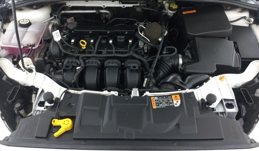 Ford Focus 2.0 SE AT Sedan 2015