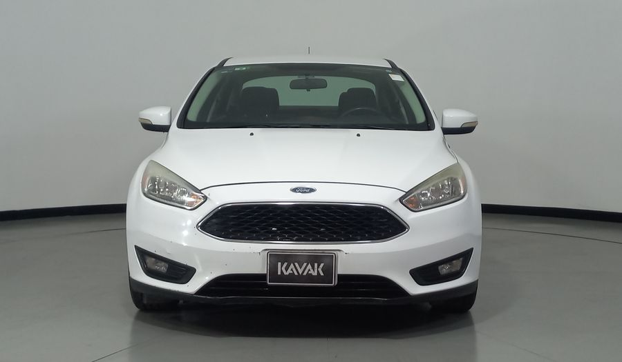 Ford Focus 2.0 SE AT Sedan 2015